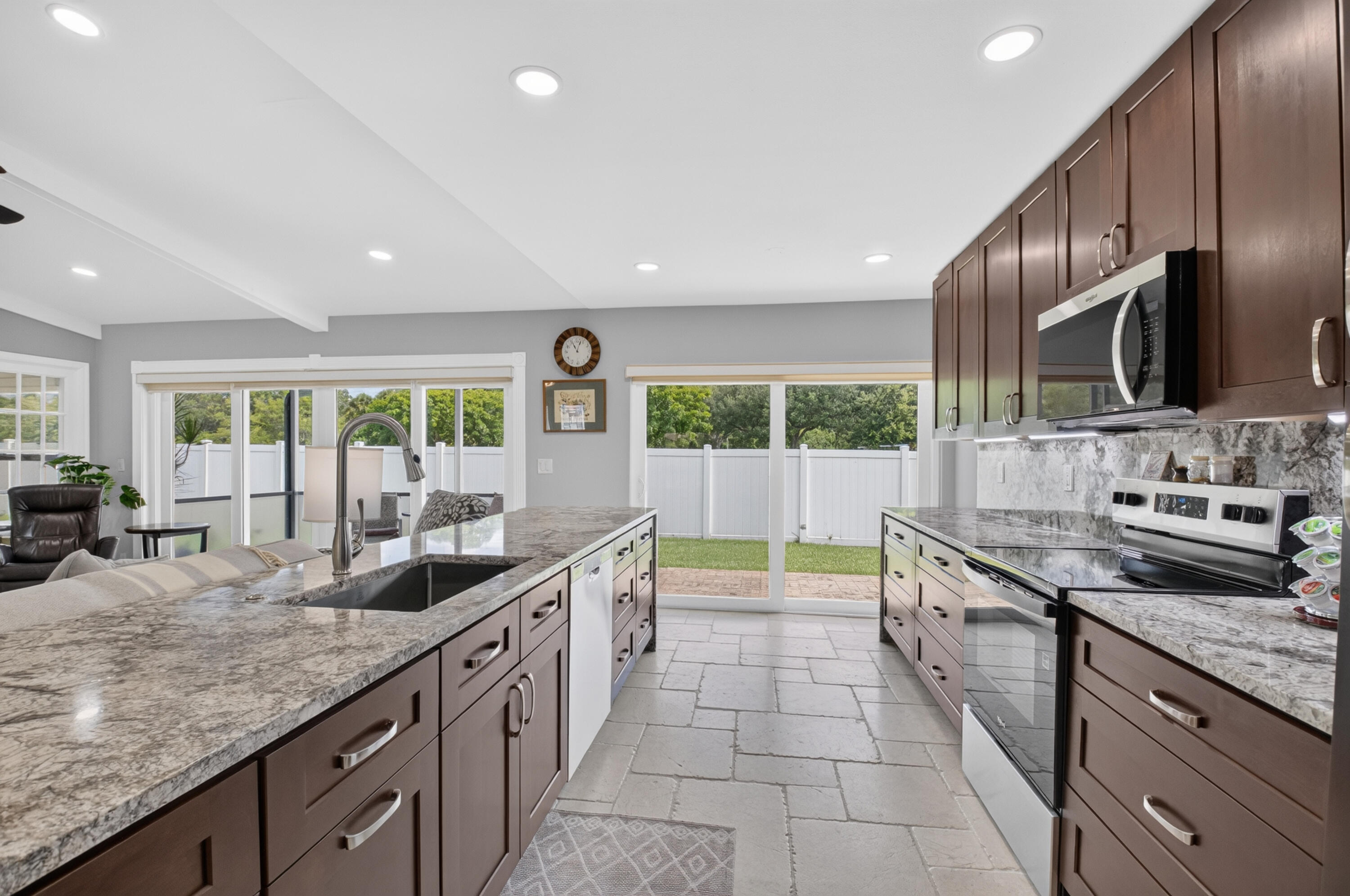 22018 Colony Drive Boca Raton, FL 33433 - Photo 1 of 39 Kitchen
