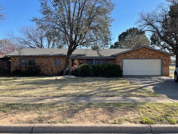 $1,400 | 3715 45th Street, Lubbock, TX 79413