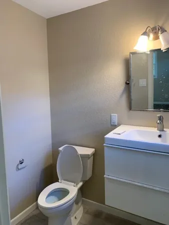 $1,400 | 3715 45th Street, Lubbock, TX 79413