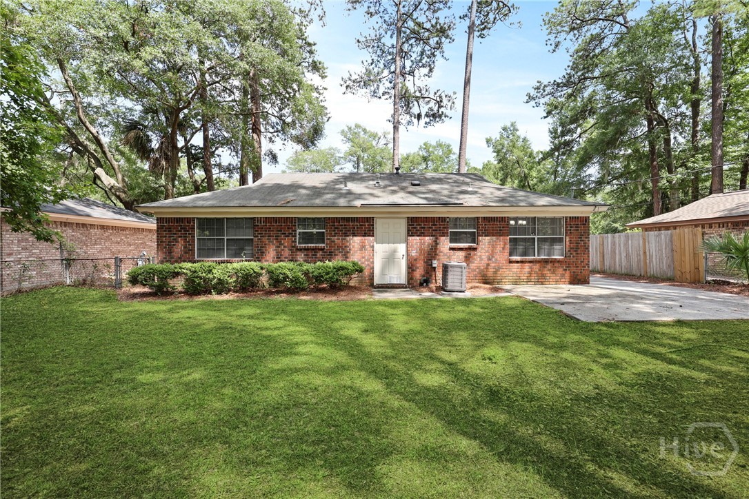 429 Edgewater Road Savannah, GA 31406 - Photo 29 of 31