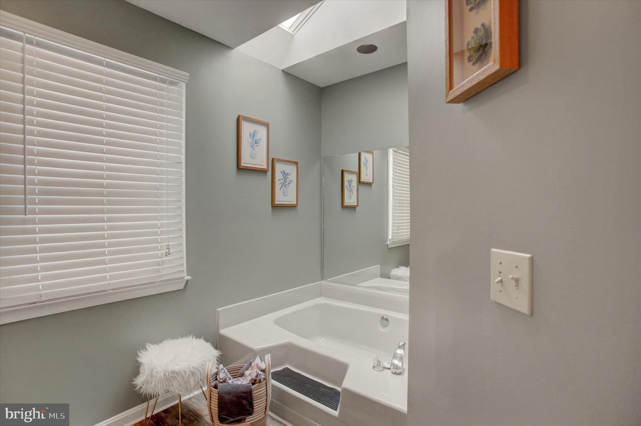 65 Ridgeview Drive Etters, PA 17319 - Photo 33 of 50 a bathroom with a bathtub