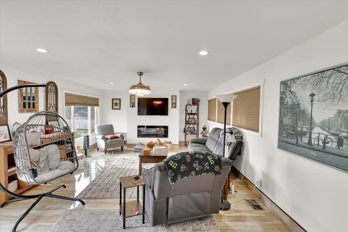 203 Tennessee Lane Bangor, CA 95901 - Photo 3 of 54 a living room with furniture and a flat screen tv