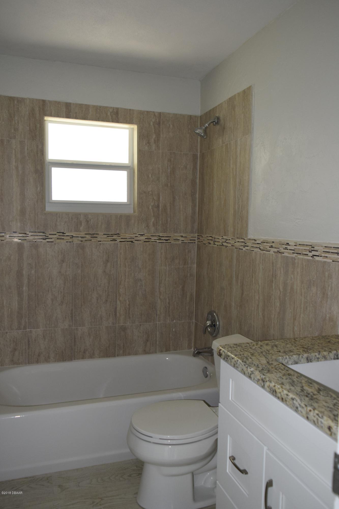 168 Azalea Road Edgewater, FL 32141 - Photo 14 of 28 2nd Bathroom