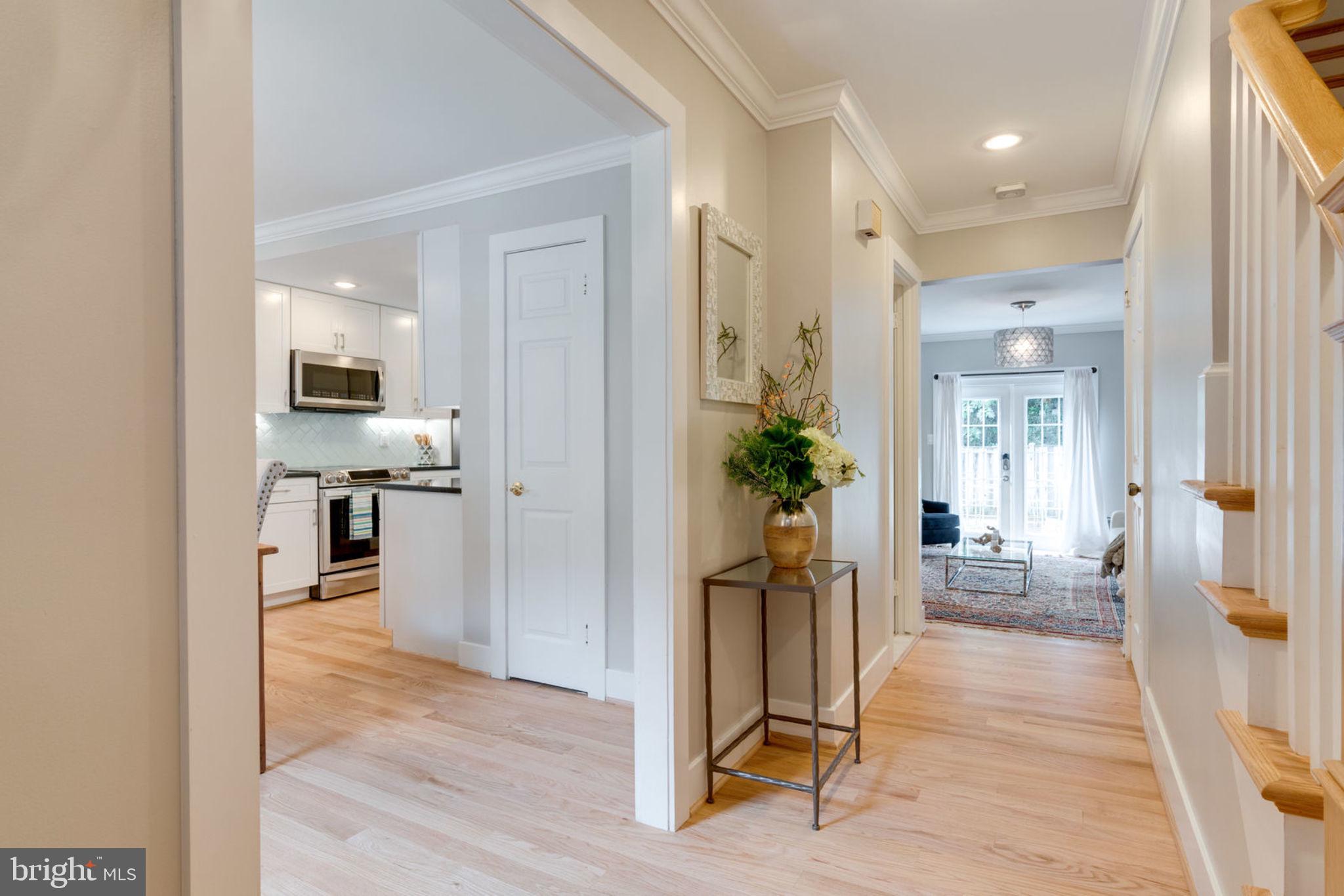 7903 Birchtree Court Springfield, VA 22152 - Photo 2 of 27 MOVE IN READY