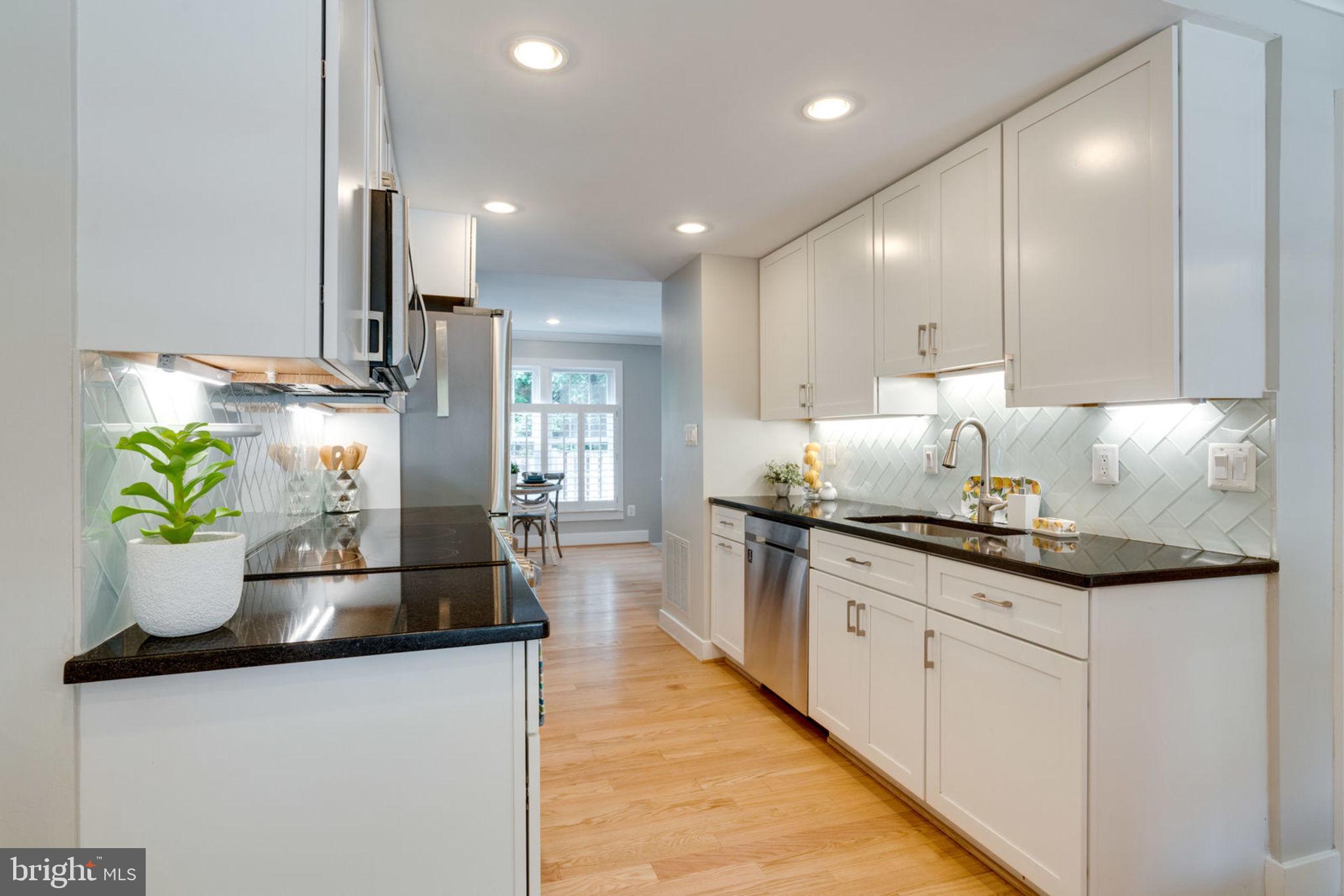 7903 Birchtree Court Springfield, VA 22152 - Photo 4 of 27 RENOVATED GALLEY KITCHEN