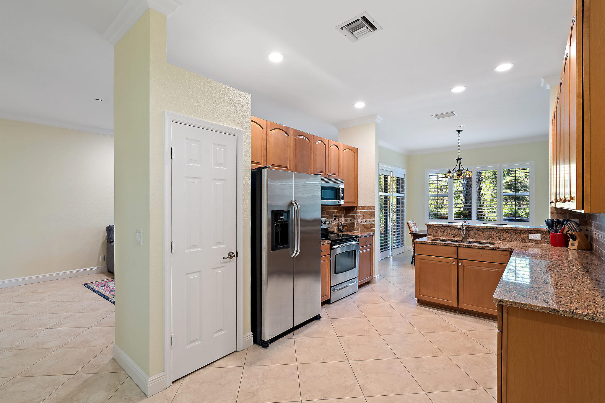 171 Southwest Walking Path Stuart, FL 34997 - Photo 6 of 30 012-171SWWalkingPath-Stuart-FL-small
