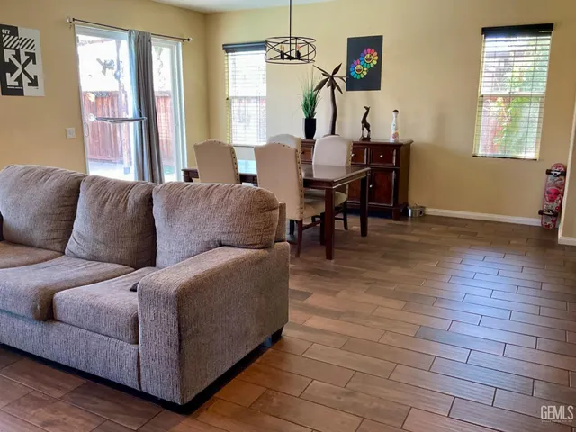 $499,900 | Undisclosed Address, Bakersfield, CA 93311