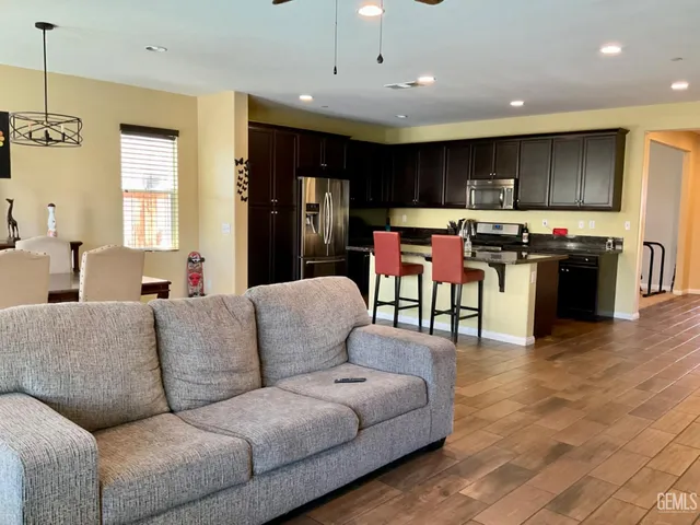 $499,900 | Undisclosed Address, Bakersfield, CA 93311