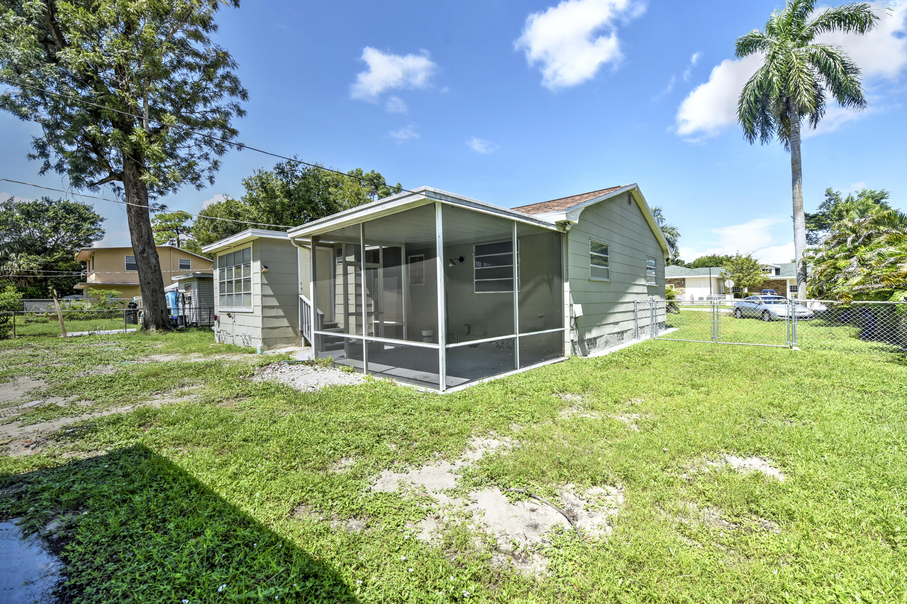 2038 Earl Road Fort Myers, FL 33901 - Photo 21 of 26 22