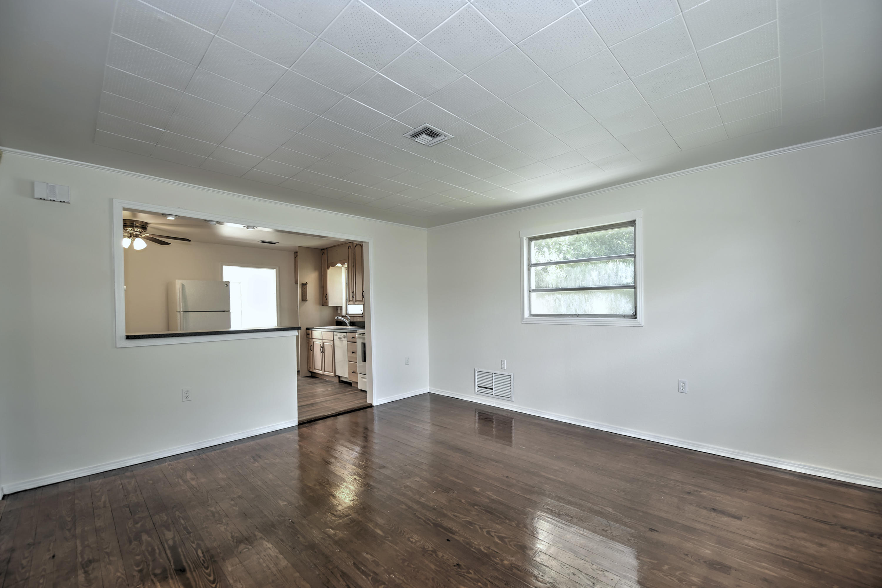 2038 Earl Road Fort Myers, FL 33901 - Photo 4 of 26 4