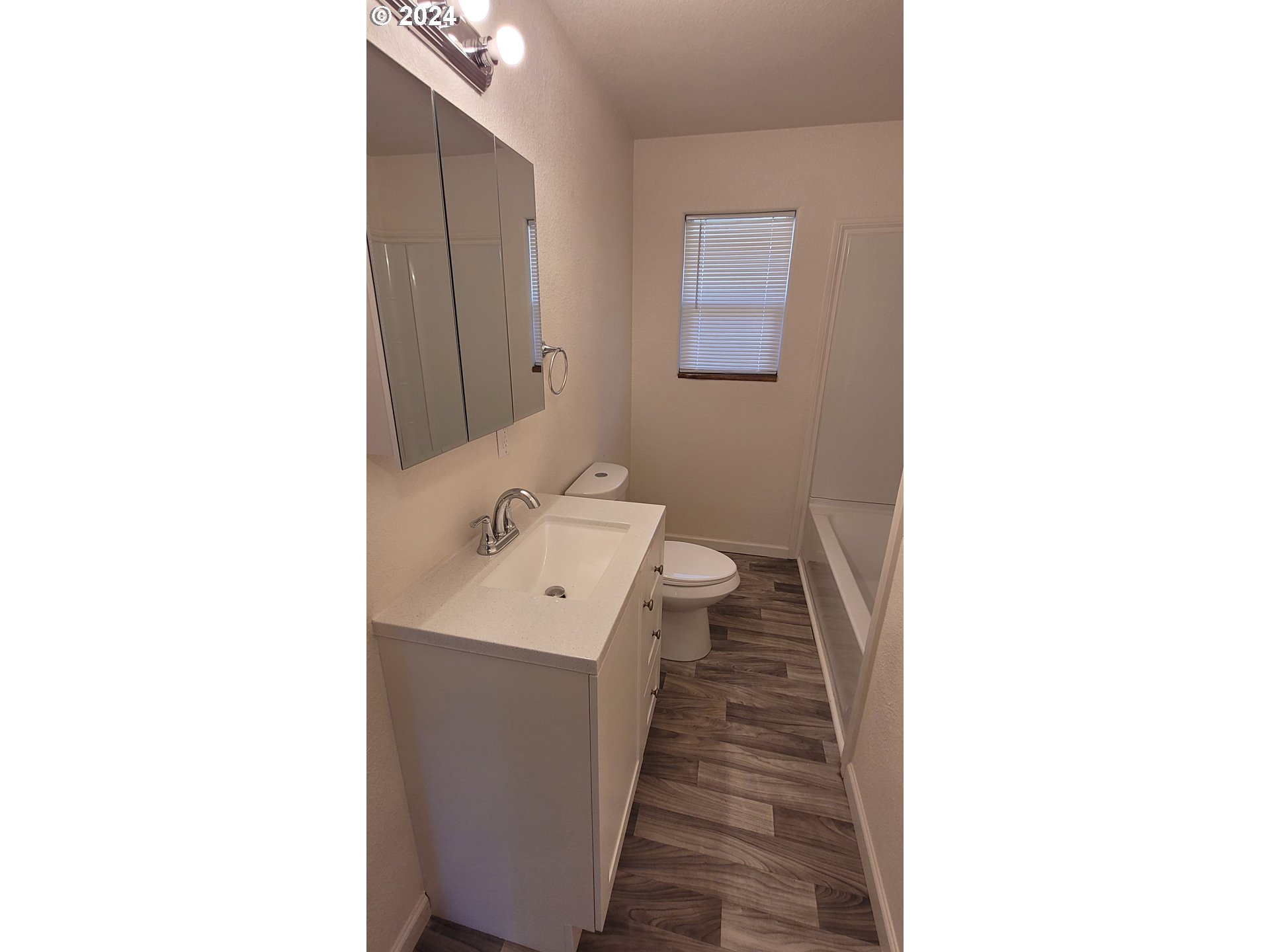110 Loop Road Myrtle Creek, OR 97457 - Photo 5 of 9 Gallery Image 5