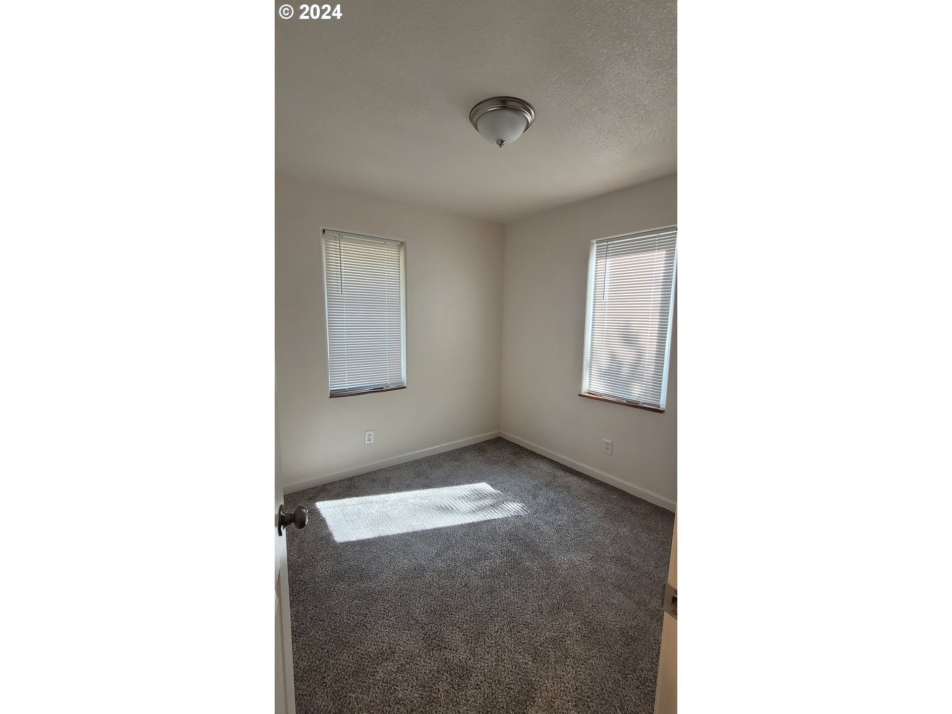 110 Loop Road Myrtle Creek, OR 97457 - Photo 7 of 9 Gallery Image 7
