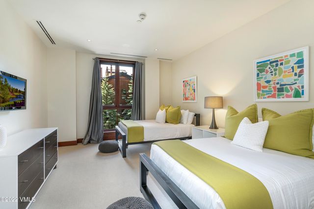 $7,200,000 | 141 East Meadow Drive, Unit 5G WEST, Vail, CO 81657