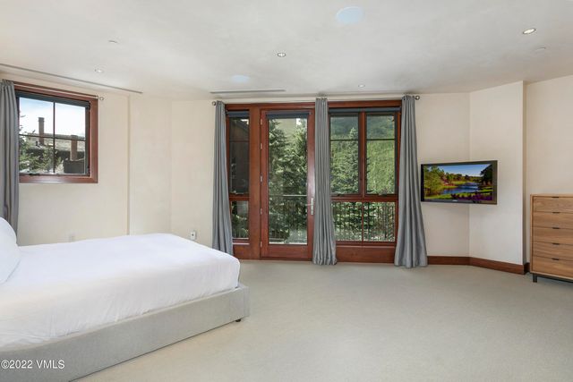 $7,200,000 | 141 East Meadow Drive, Unit 5G WEST, Vail, CO 81657