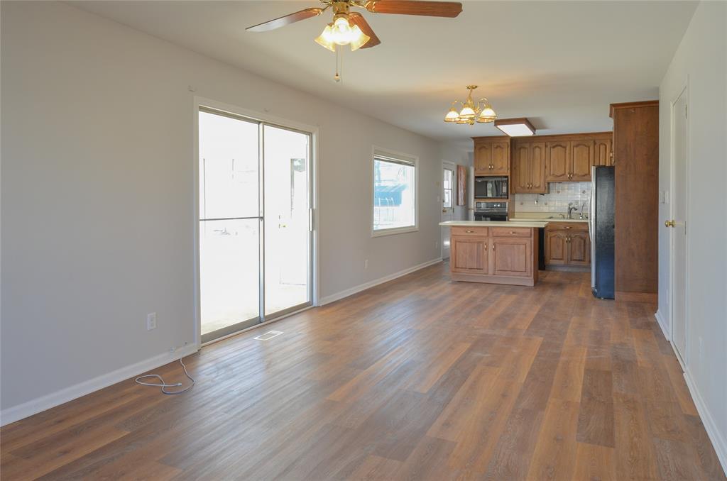 7607 Partridge Road Southport, IN 46227 - Photo 9 of 41 Gallery Image 9