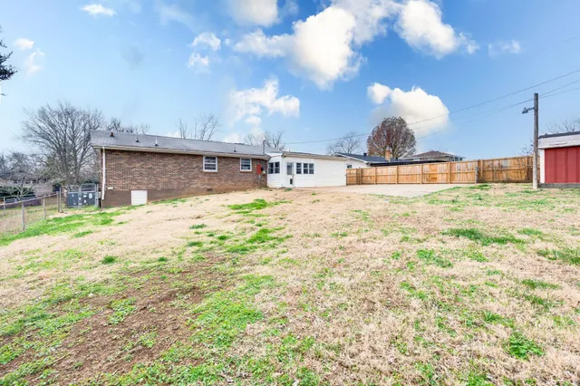 $2,650 | 504 Continental Drive, Nashville, TN 37209