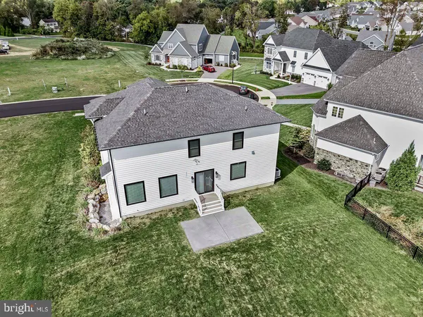 $1,000,000 | 3013 Morning Thistle Court, East Petersburg, PA 17520