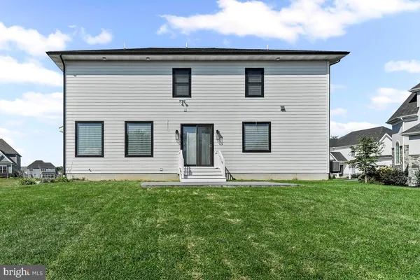 $1,000,000 | 3013 Morning Thistle Court, East Petersburg, PA 17520