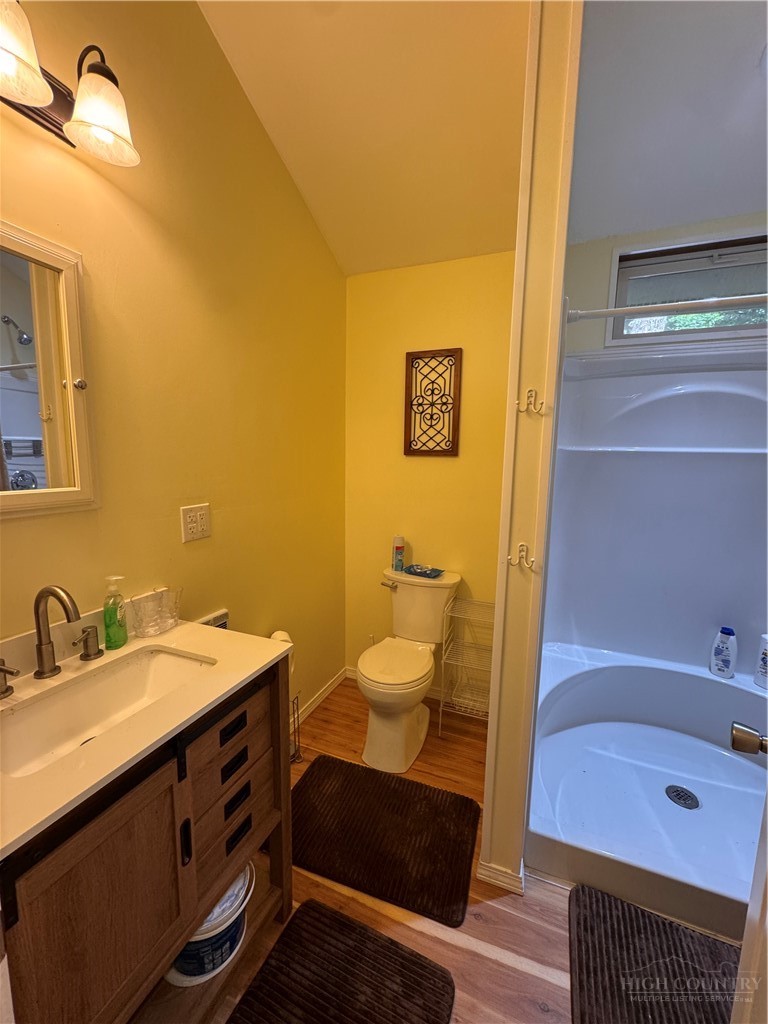 488 Hemlock Loop Newland, NC 28657 - Photo 20 of 30 Gallery Image 20