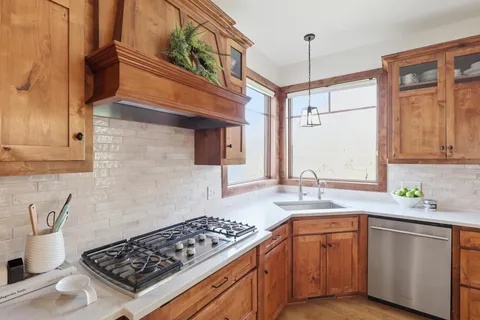 $1,050,000 | 4435 Bluebell Trail South, Medina, MN 55340
