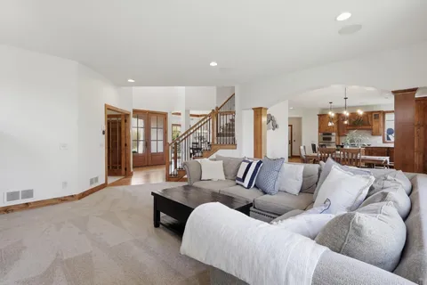 $1,050,000 | 4435 Bluebell Trail South, Medina, MN 55340