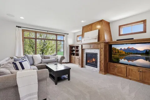 $1,050,000 | 4435 Bluebell Trail South, Medina, MN 55340
