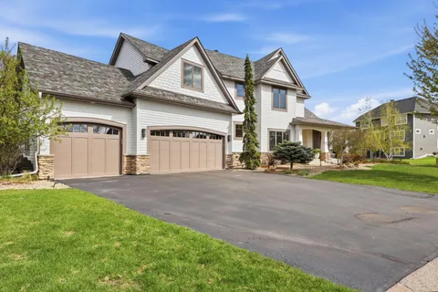 $1,050,000 | 4435 Bluebell Trail South, Medina, MN 55340