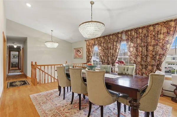 $699,900 | 8 Crabapple Lane, Smithfield, RI 02828