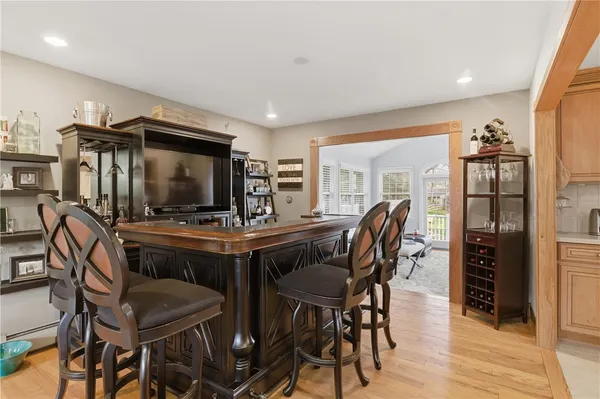 $699,900 | 8 Crabapple Lane, Smithfield, RI 02828