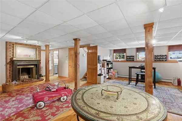 $699,900 | 8 Crabapple Lane, Smithfield, RI 02828