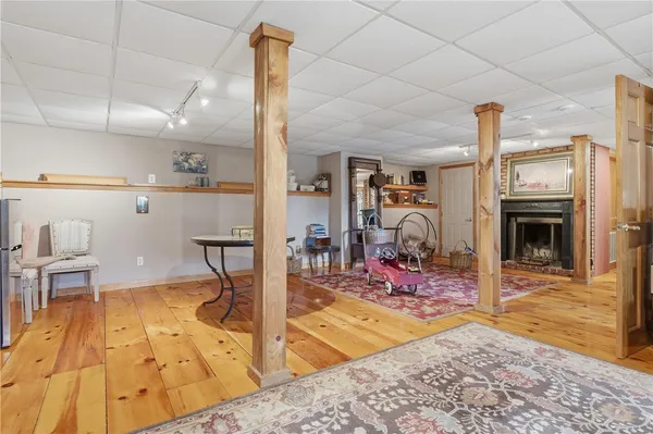 $699,900 | 8 Crabapple Lane, Smithfield, RI 02828