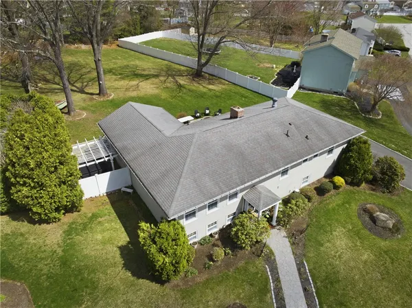 $699,900 | 8 Crabapple Lane, Smithfield, RI 02828