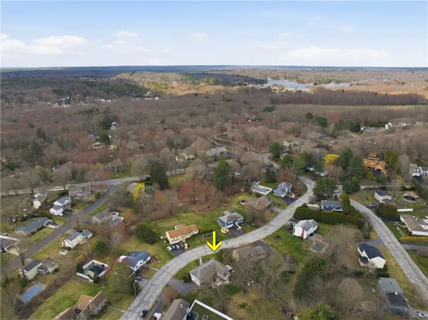 $699,900 | 8 Crabapple Lane, Smithfield, RI 02828