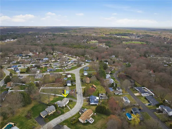 $699,900 | 8 Crabapple Lane, Smithfield, RI 02828