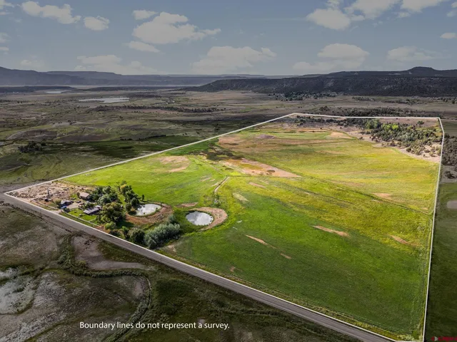 a view of an ocean and a building