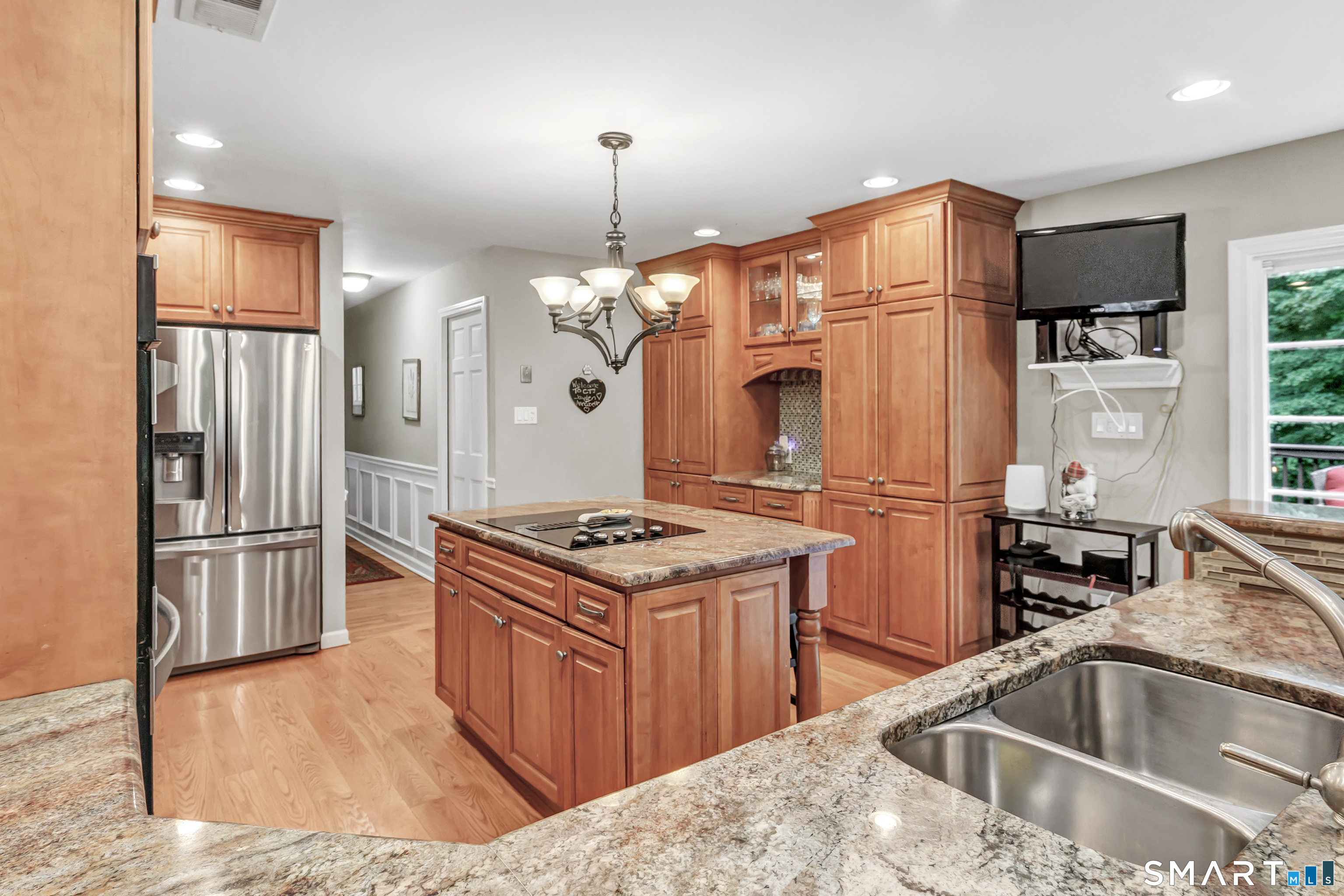 132 Hammertown Road Monroe, CT 06468 - Photo 7 of 40 Gallery Image 7