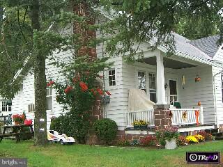 188 Bran Road Sinking Spring, PA 19608 - Photo 2 of 5