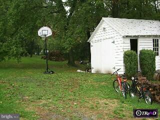 188 Bran Road Sinking Spring, PA 19608 - Photo 3 of 5