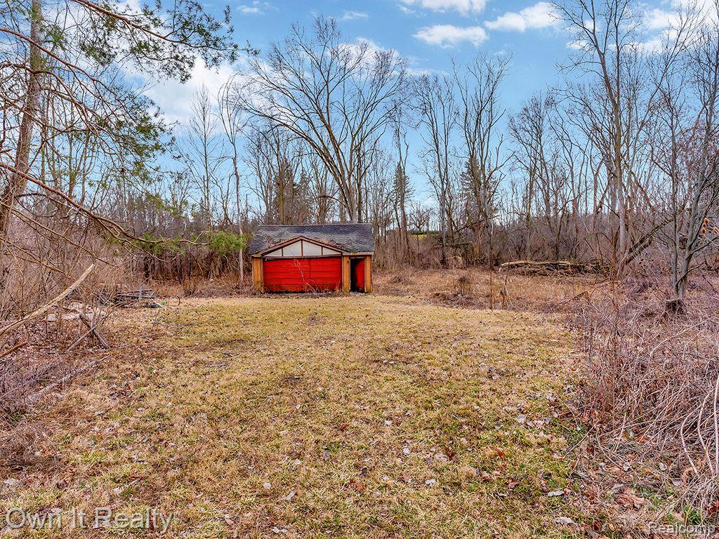 49449 Hanford Road Canton, MI 48187 - Photo 41 of 47