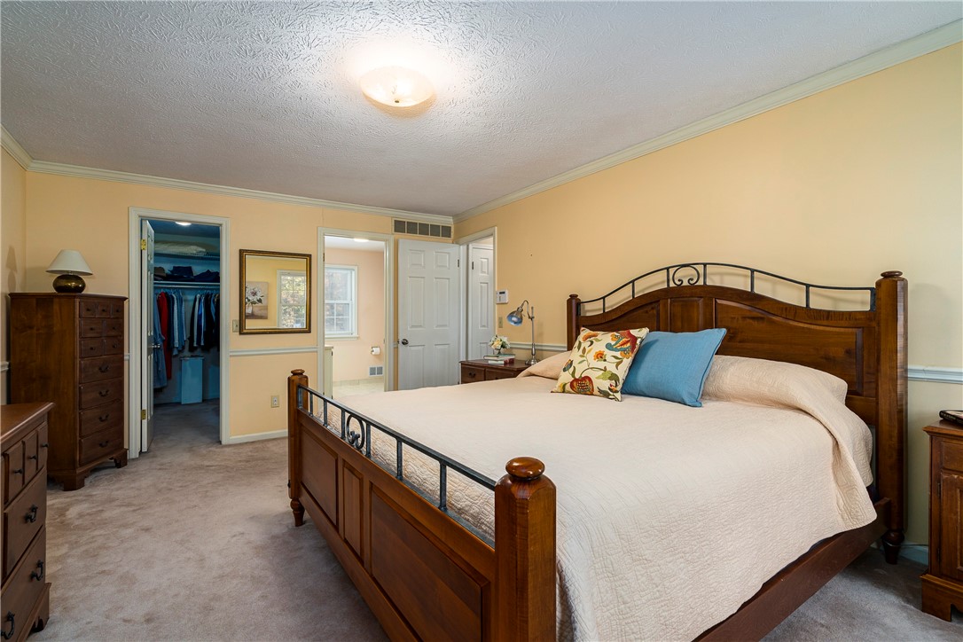 11 Falcon Trail Pittsford, NY 14534 - Photo 27 of 41