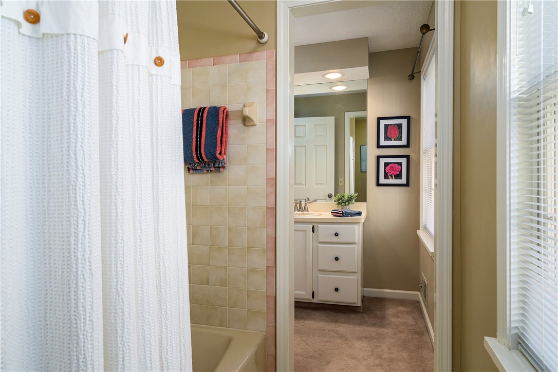 11 Falcon Trail Pittsford, NY 14534 - Photo 31 of 41