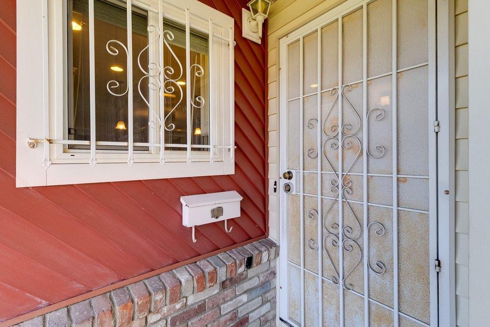 10486 Spaulding Way Rancho Cordova, CA 95670 - Photo 9 of 74