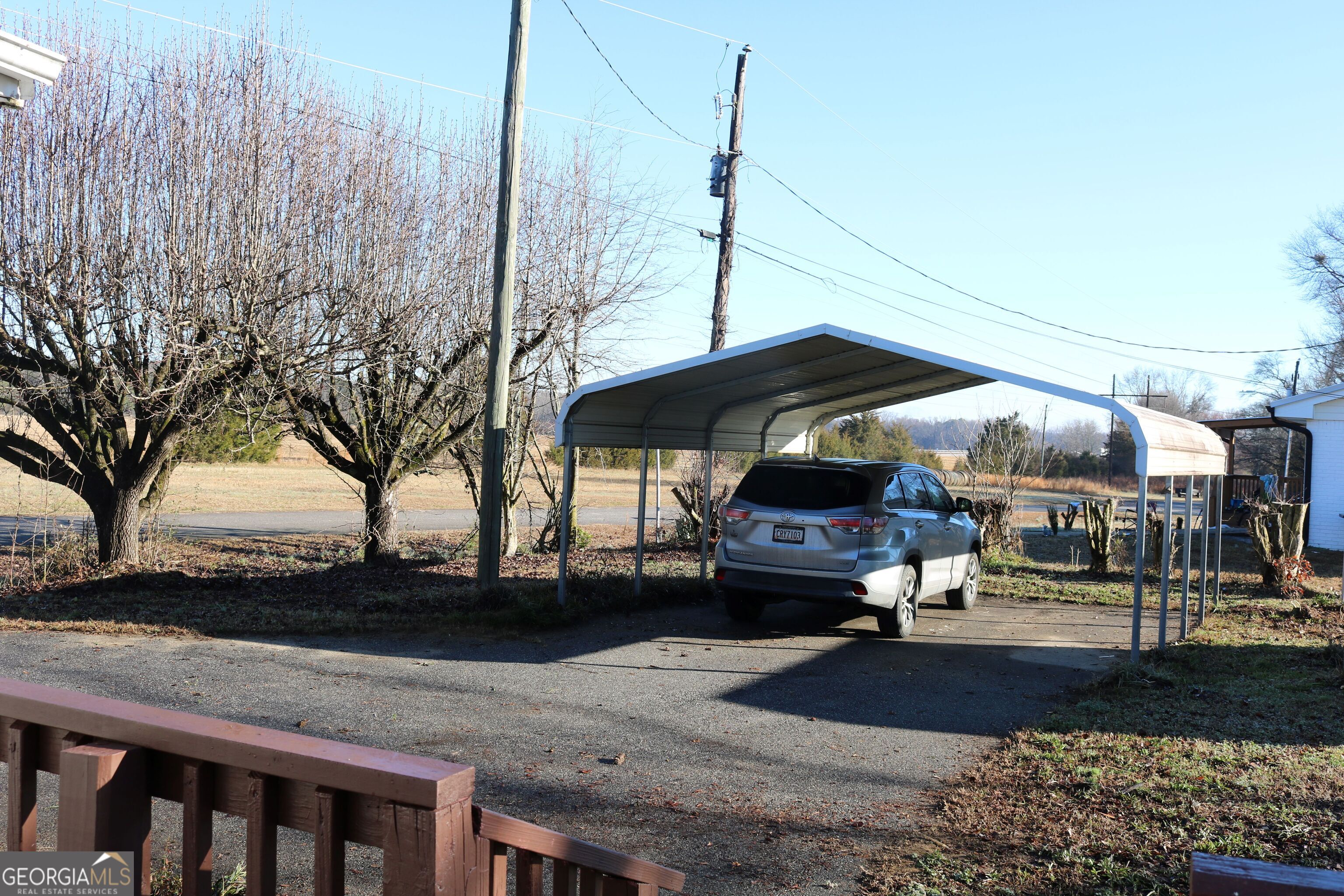 640 Gholston Street Comer, GA 30629 - Photo 6 of 33