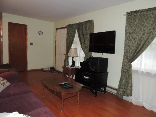 219 Fox Farm Road Plattsburgh, NY 12901 - Photo 9 of 29 Gallery Image 9