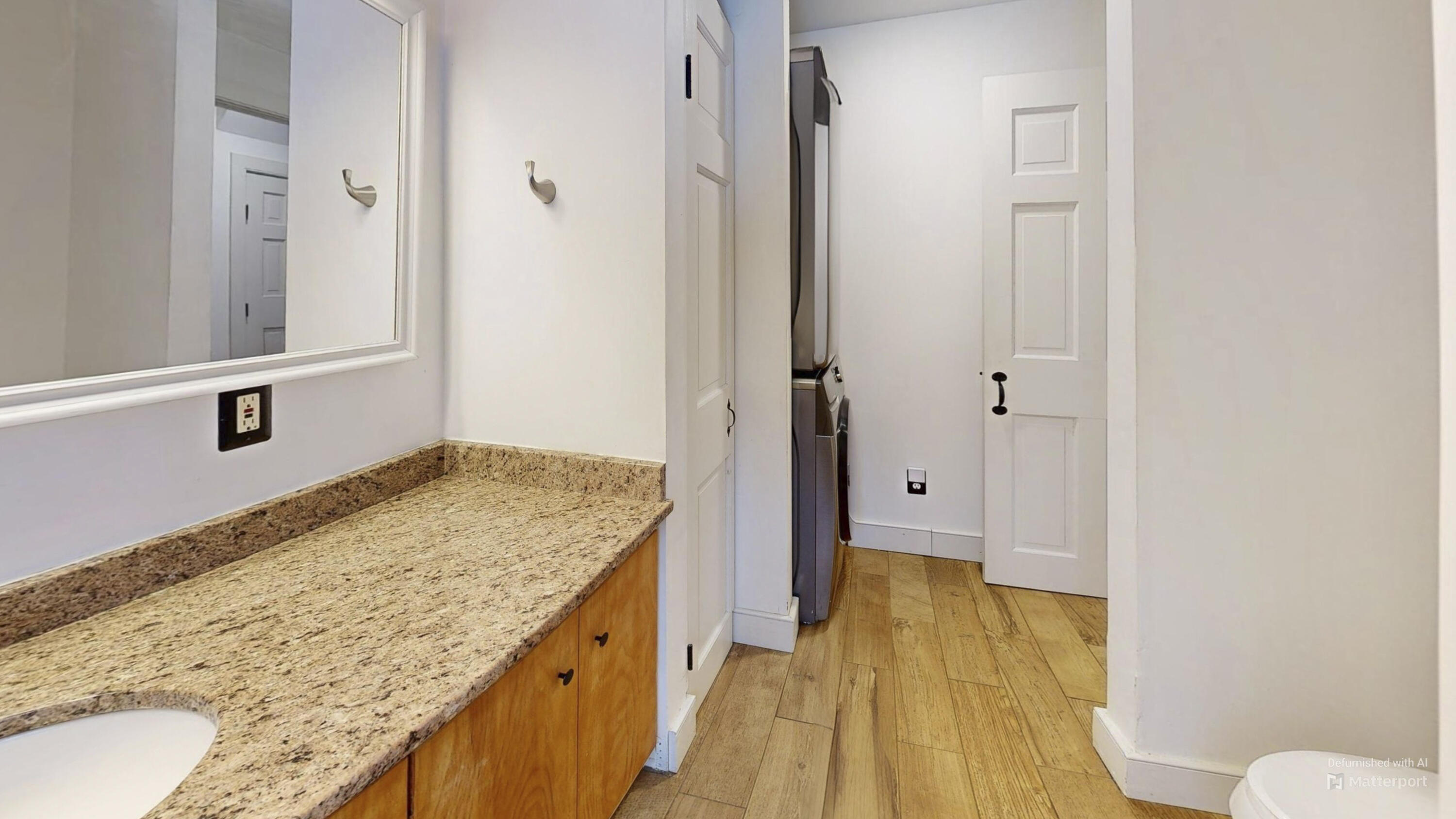 467 River Road Edgecomb, ME 04556 - Photo 21 of 43 1st Floor Bathroom