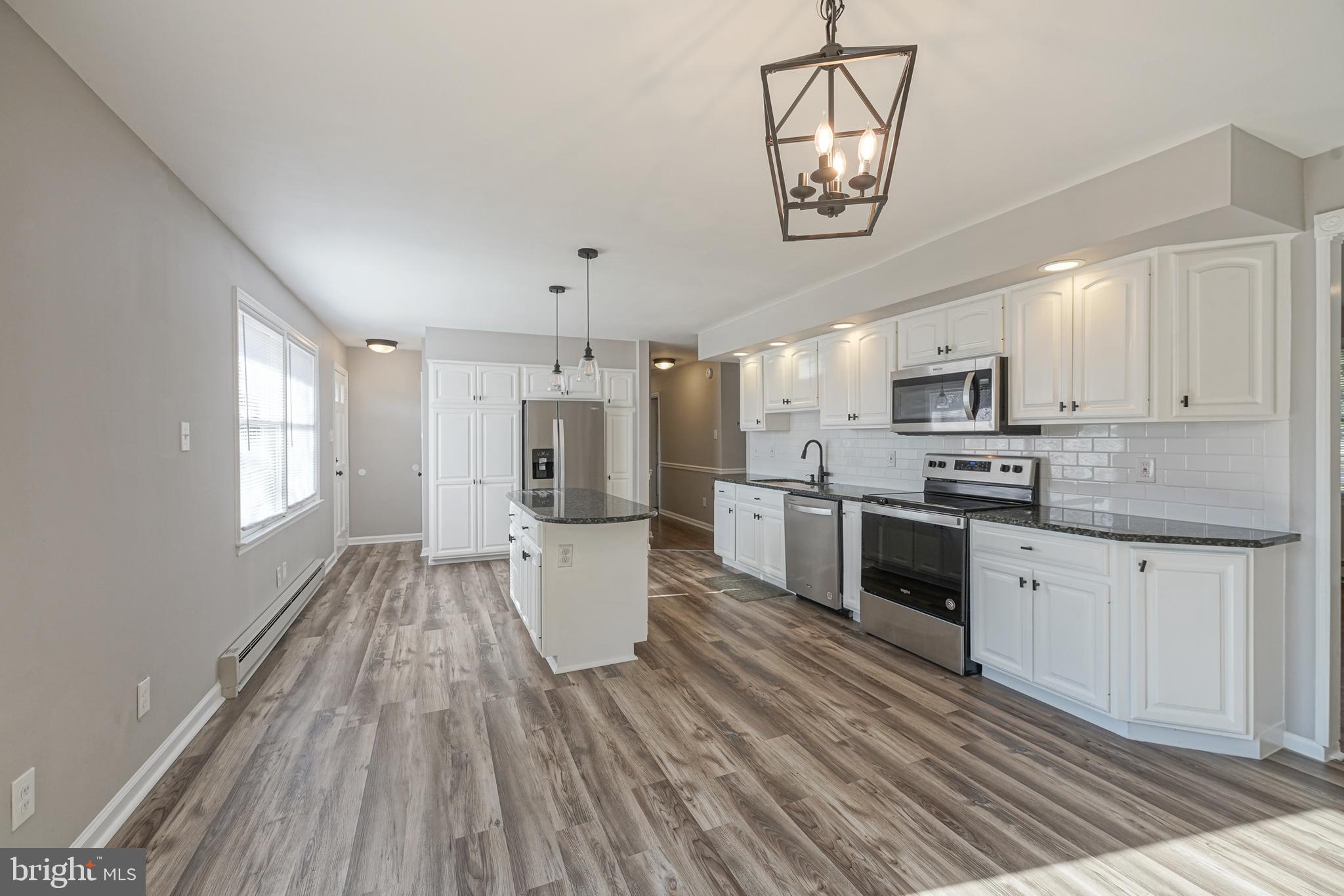 123 Thies Road Sewell, NJ 08080 - Photo 10 of 35