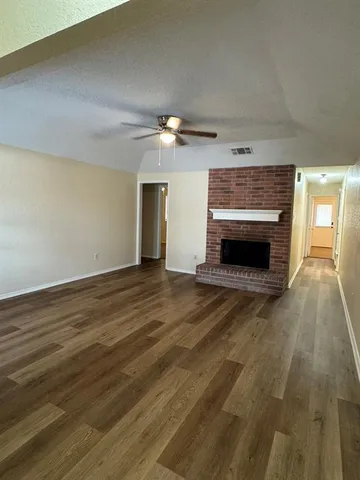 $1,400 | 4504 Spinnaker Court, Fort Worth, TX 76135