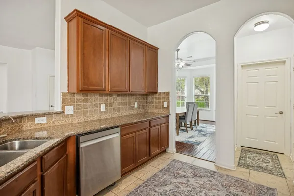 $2,300 | 18126 Rustic Brook Court, Cypress, TX 77429