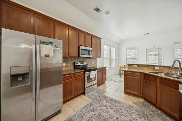 $2,300 | 18126 Rustic Brook Court, Cypress, TX 77429
