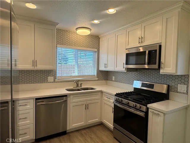 $2,975 | 26397 Katharin Street, Hemet, CA 92544